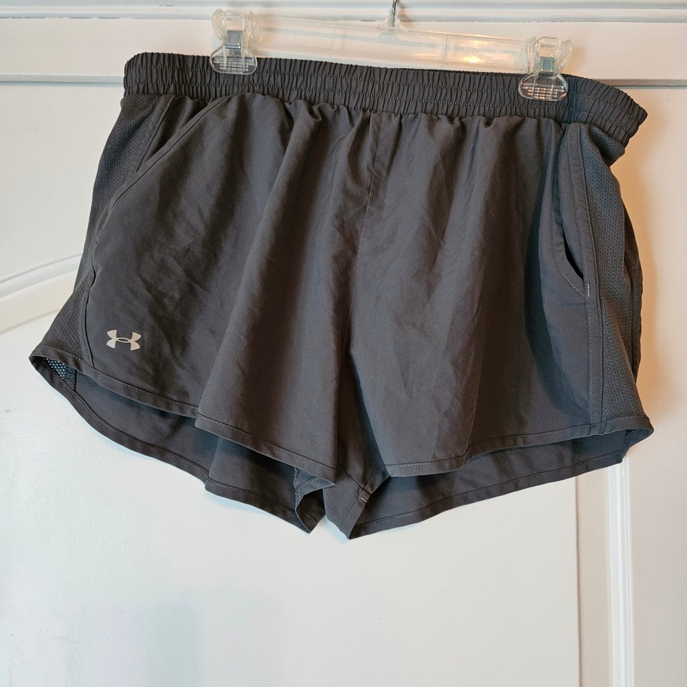 Workout Bundle Women's XL Under Armour Shorts Tank Shirt Gym Athletic Athleisure - Picture 12 of 12